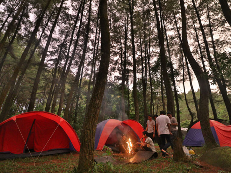 5 Camping Ground Terindah Di Bogor