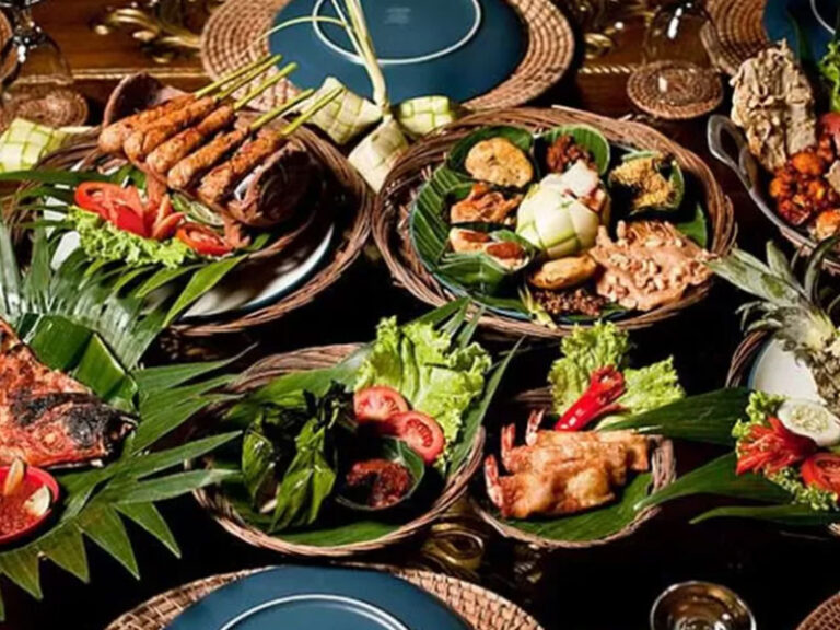 Cirikhas Masakan Sunda Khas Bogor