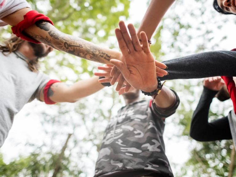 3 Game Seru Yang Wajib Kamu Mainkan Saat Staycation Bersama Sahabat!